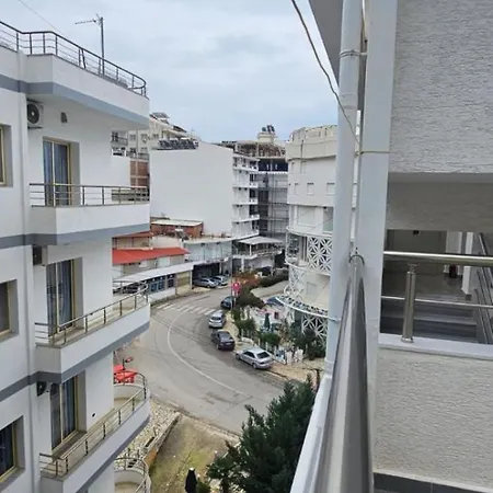Edina By Hp Hotel 4*